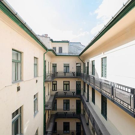Vaci Street Premier Apartment Budapest Exteriör bild