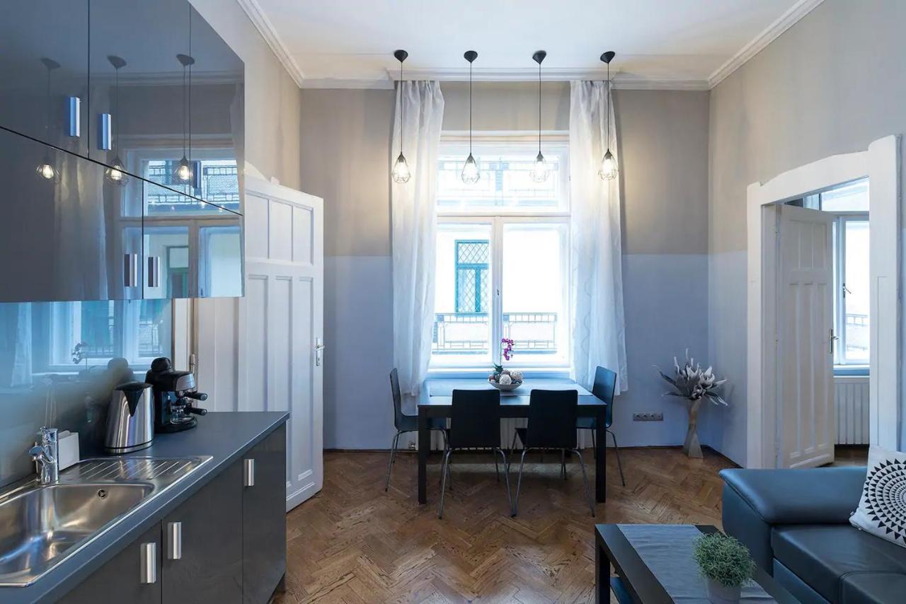 Vaci Street Premier Apartment Budapest Exteriör bild