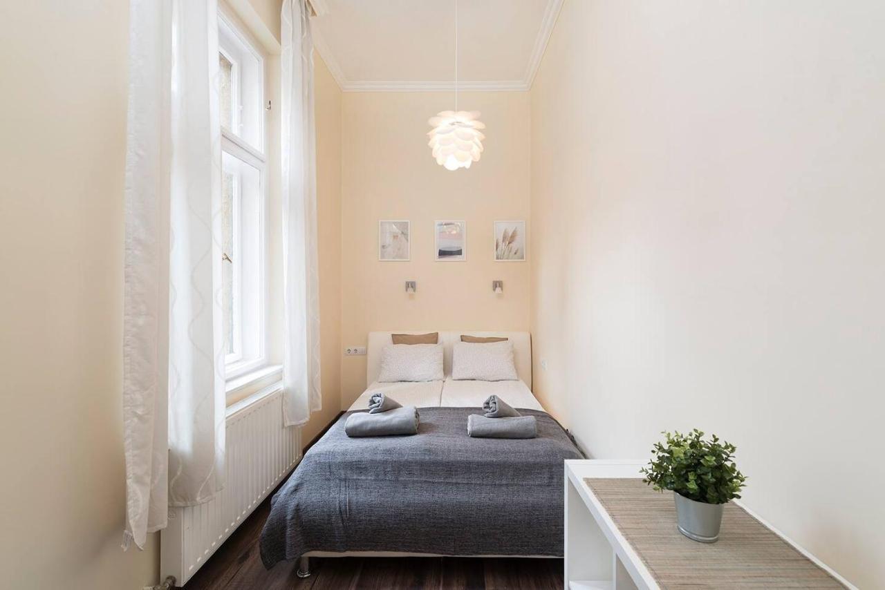 Vaci Street Premier Apartment Budapest Exteriör bild