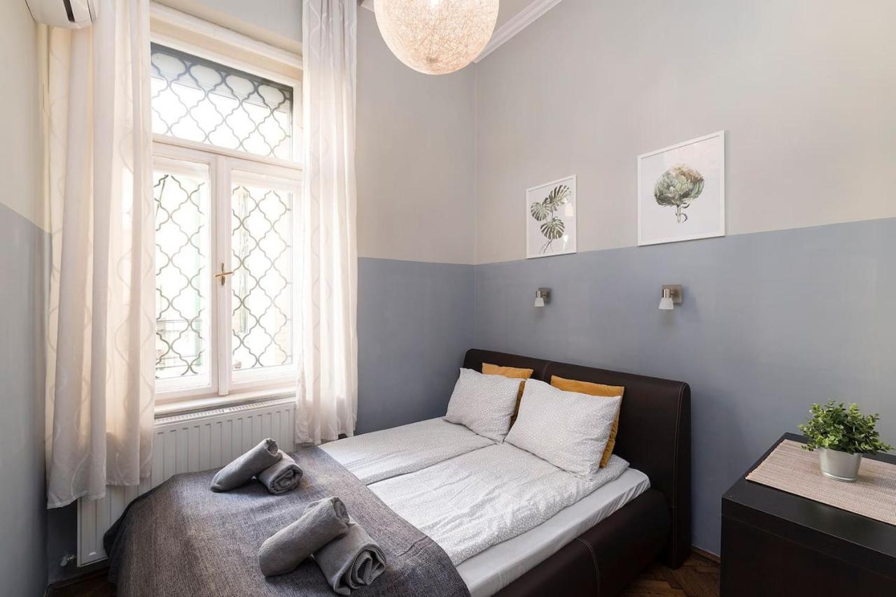 Vaci Street Premier Apartment Budapest Exteriör bild